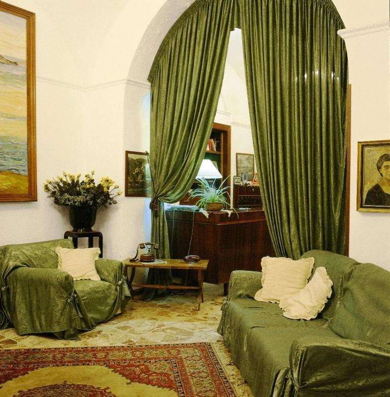 Hotel Villa Augustus Lipari  Dış mekan fotoğraf