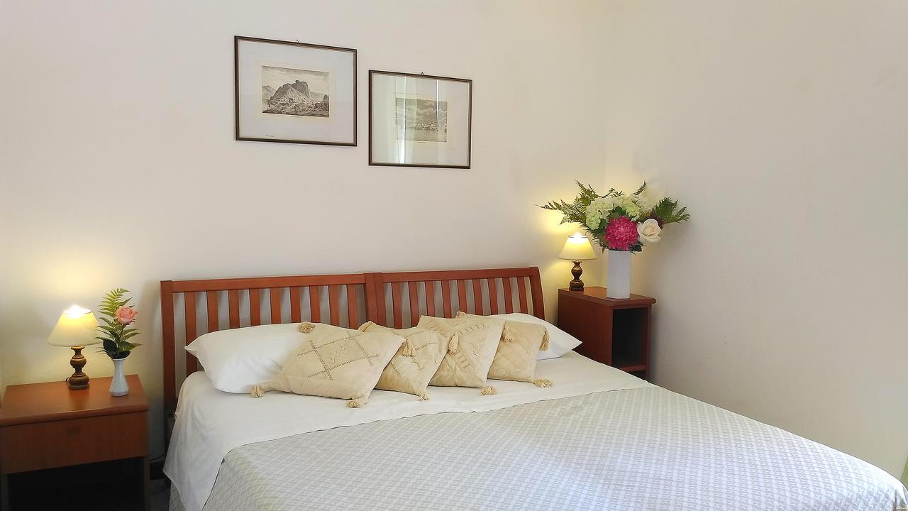 Hotel Villa Augustus Lipari  Dış mekan fotoğraf